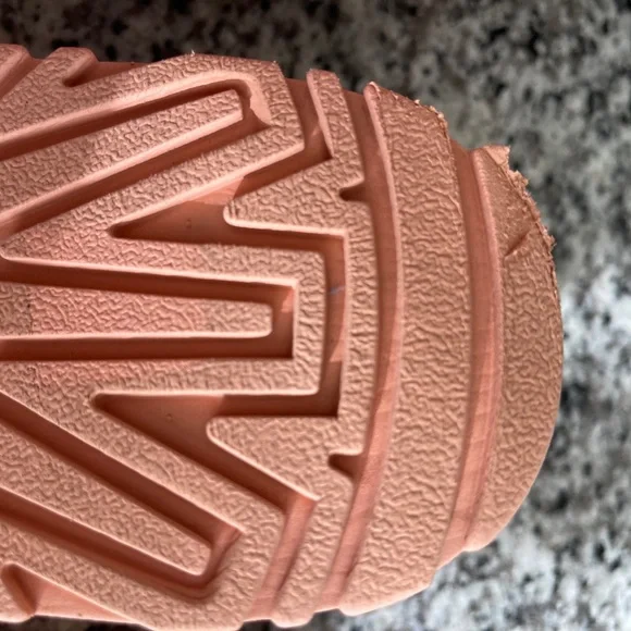 UGG GoldenGlow Slide Sun Pink Womens 8 - Picture 8 of 8